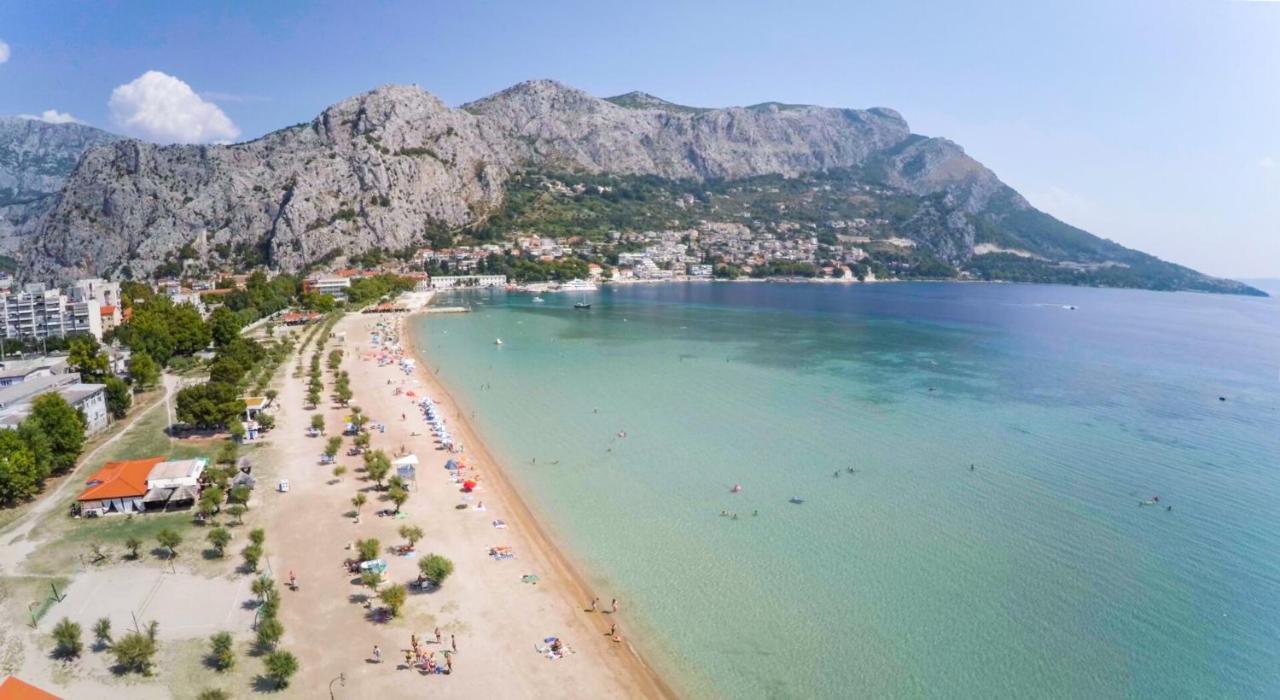 Pirates' Bay Apartment - Omiš Buitenkant foto